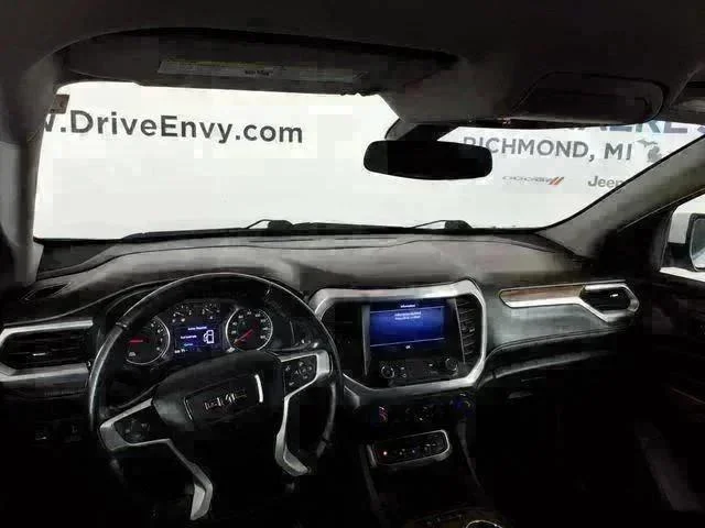 Used 2020 White GMC SLE image 10