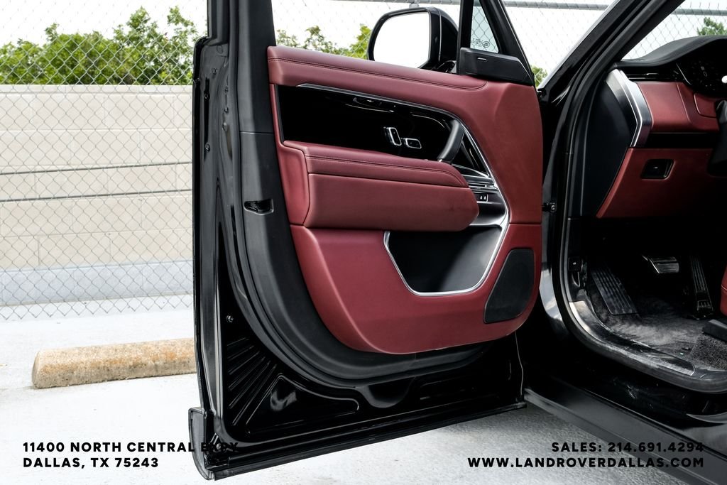Used 2023 Santorini Black Metallic Land Rover SE image 48