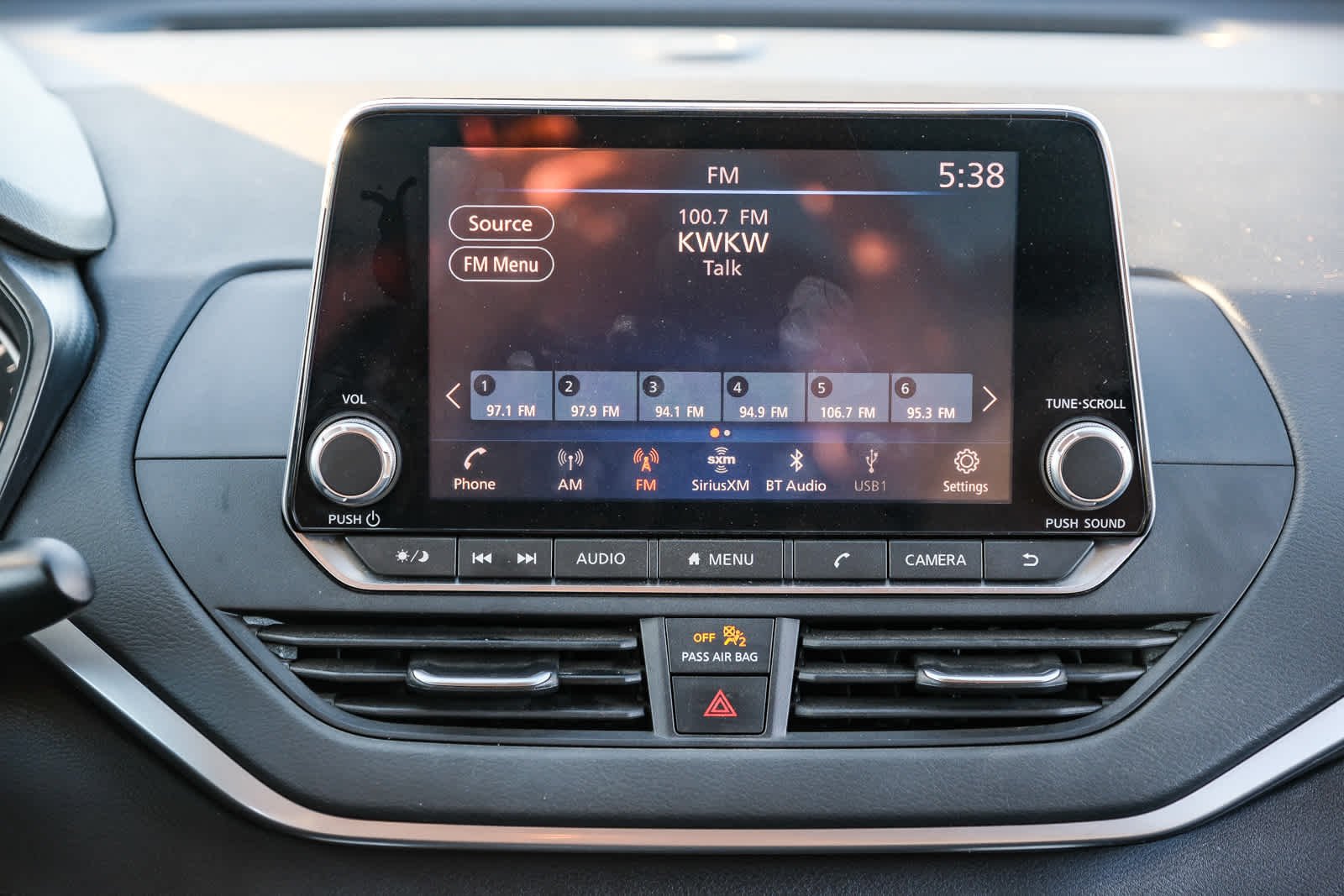 Used 2022 Scarlet Ember Tintcoat Nissan 2.5 SV image 16