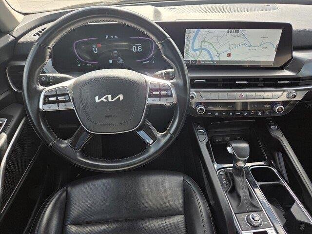Used 2025 Dark Moss Kia S image 25