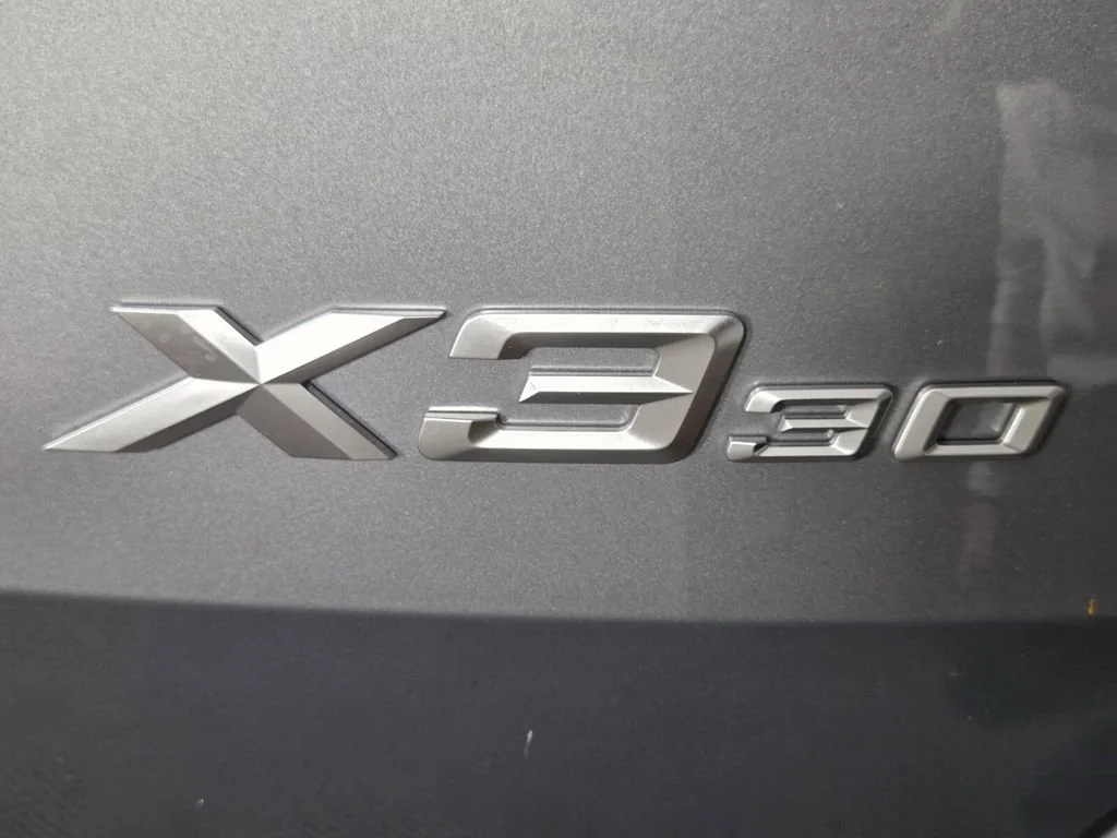 Used 2025 Skyscraper Gray Metallic BMW 30 xDrive image 29