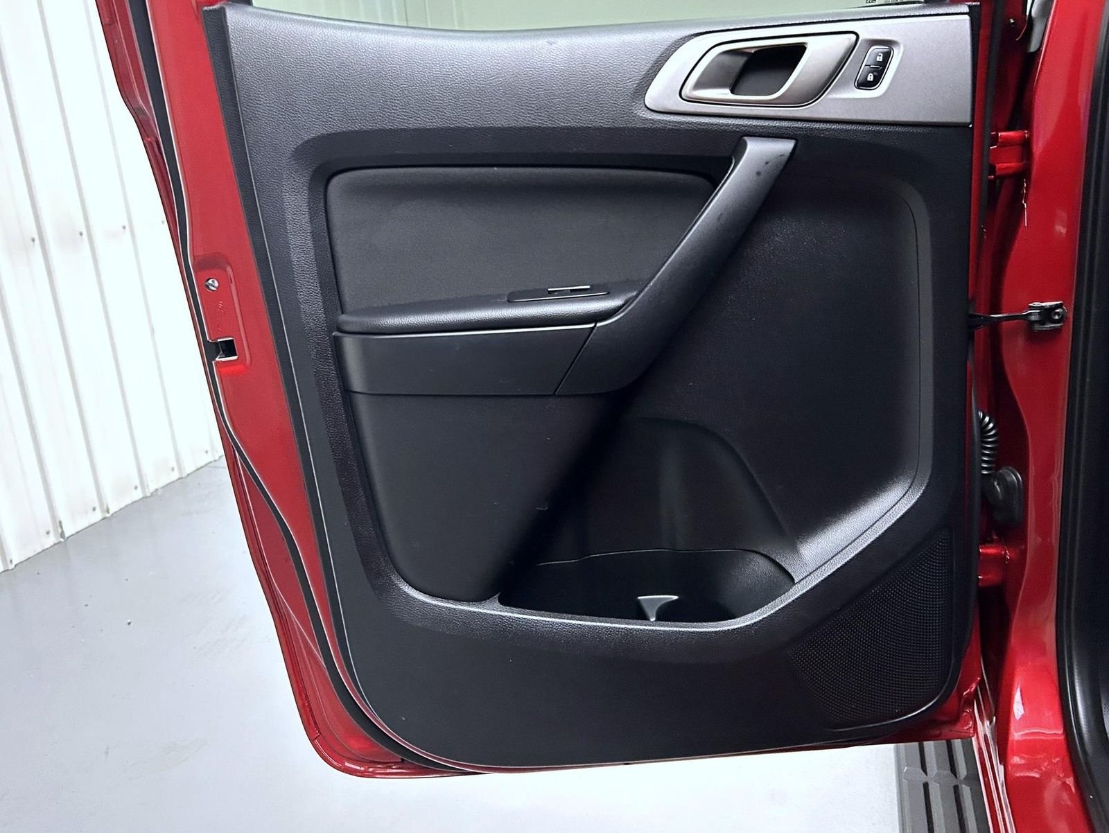 Used 2020 Red Ford XLT image 20