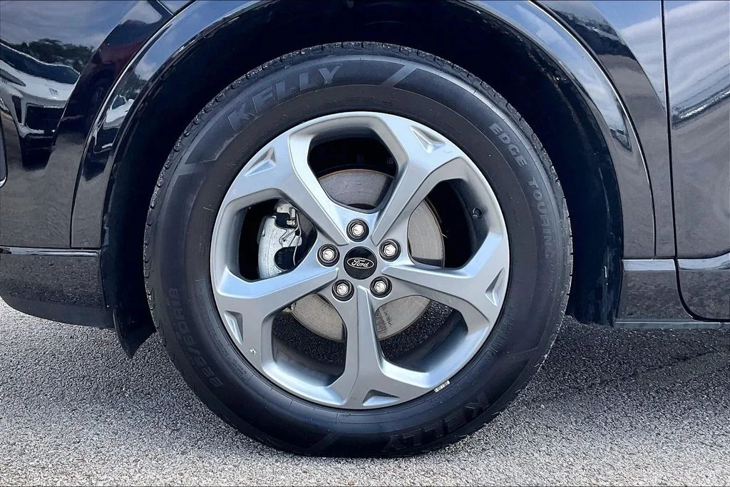 Used 2024 Black Ford ST-Line image 35