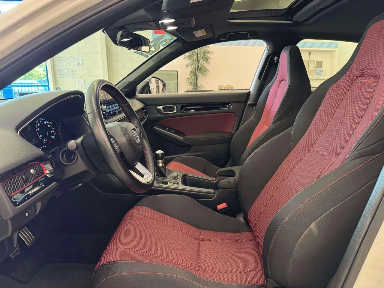 2024 Honda Civic Si - Photo 18