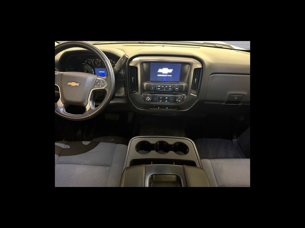 Used 2019 White Chevrolet LT image 13