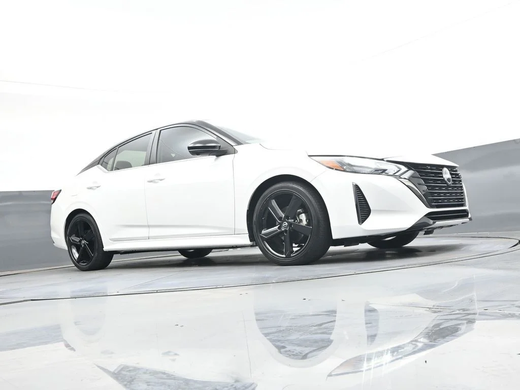 Used 2024 White Nissan SR image 43