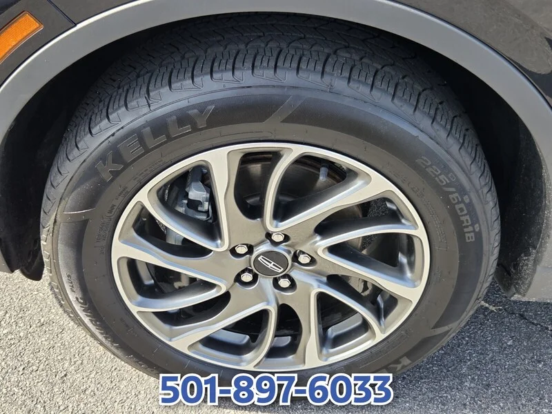 Used 2022 Black Metallic LINCOLN STANDARD AWD image 17