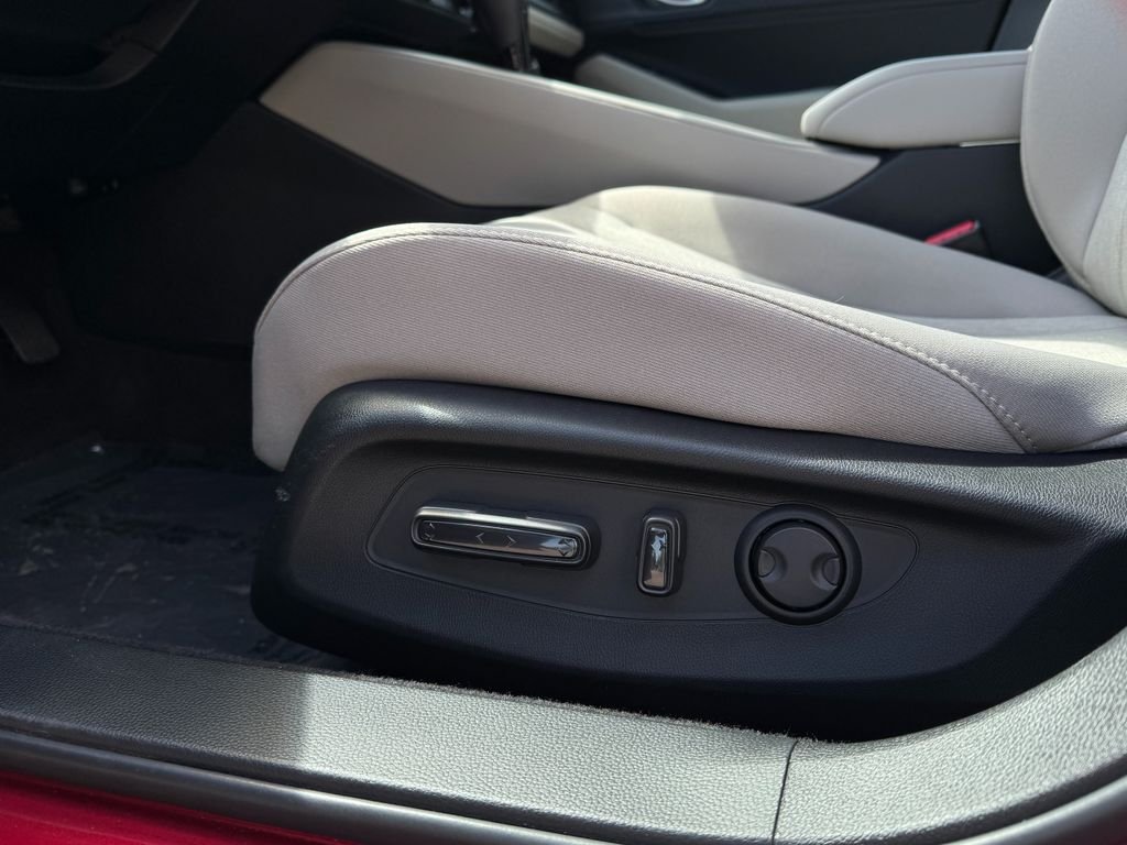 2025 Honda Accord SE - Photo 18