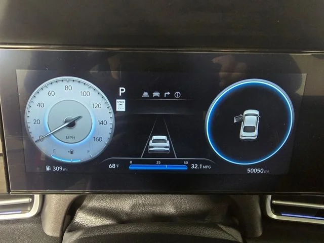 Used 2024 Red Hyundai SEL image 25