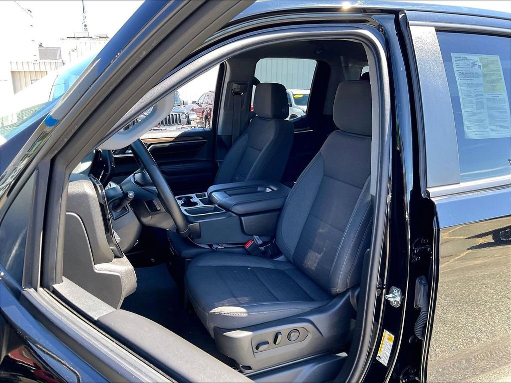 Used 2023 Black Chevrolet LT image 10