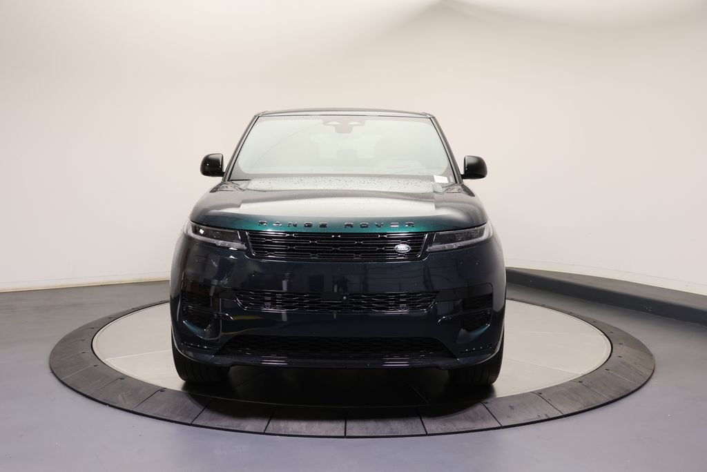 New 2026 British Racing Green Land Rover Dynamic SE image 8