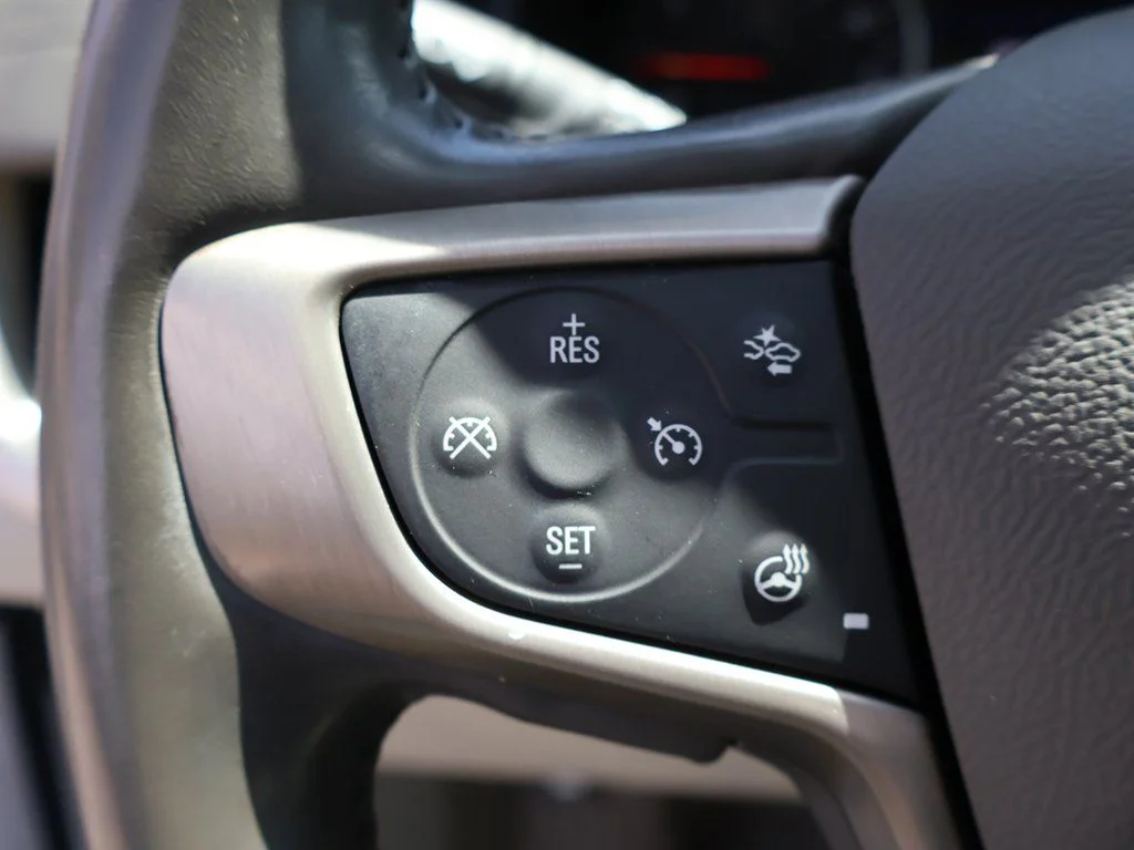 Used 2020 White GMC Denali image 44