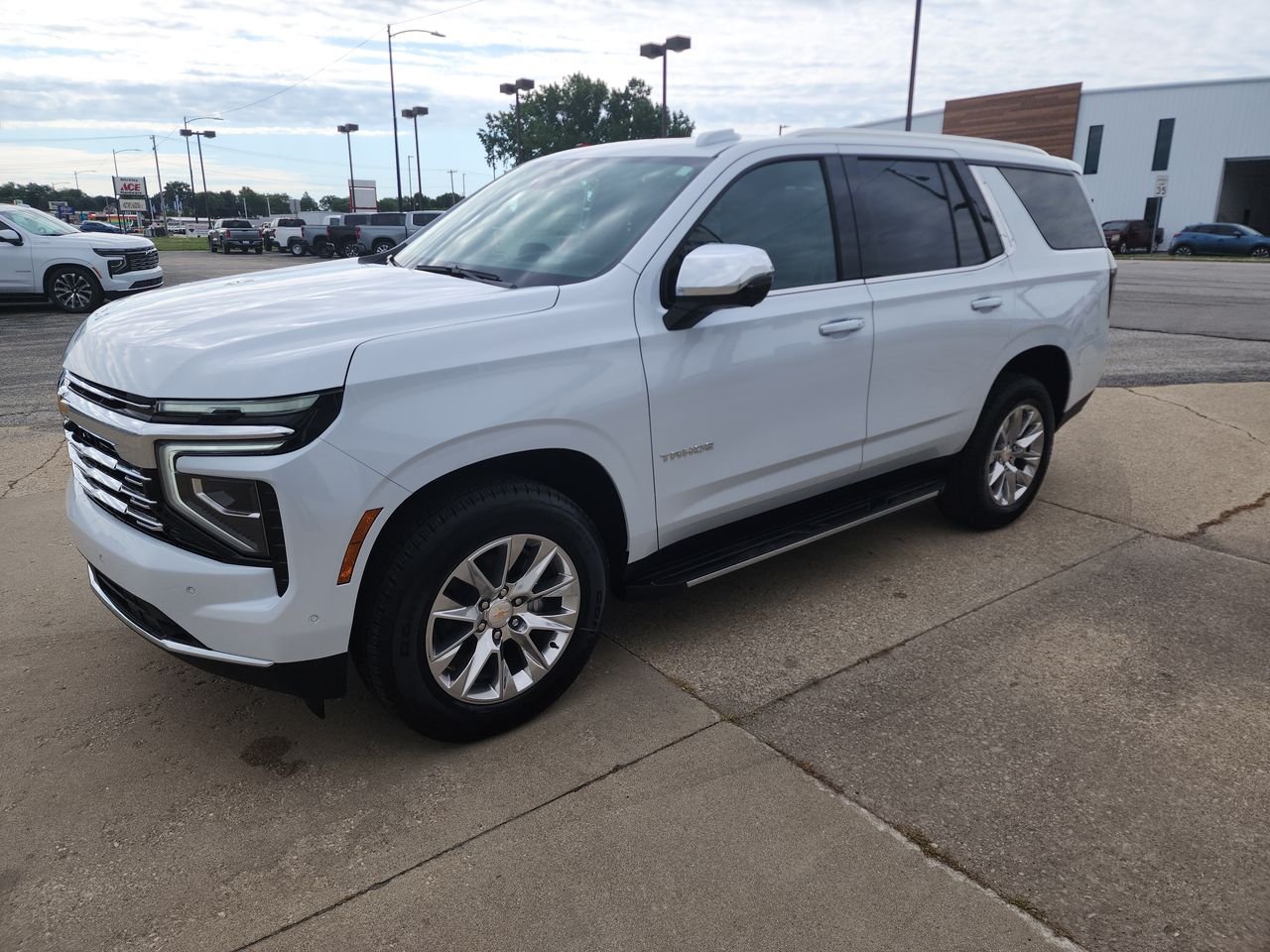 New 2026 Polar White Tricoat Chevrolet Premier image 4