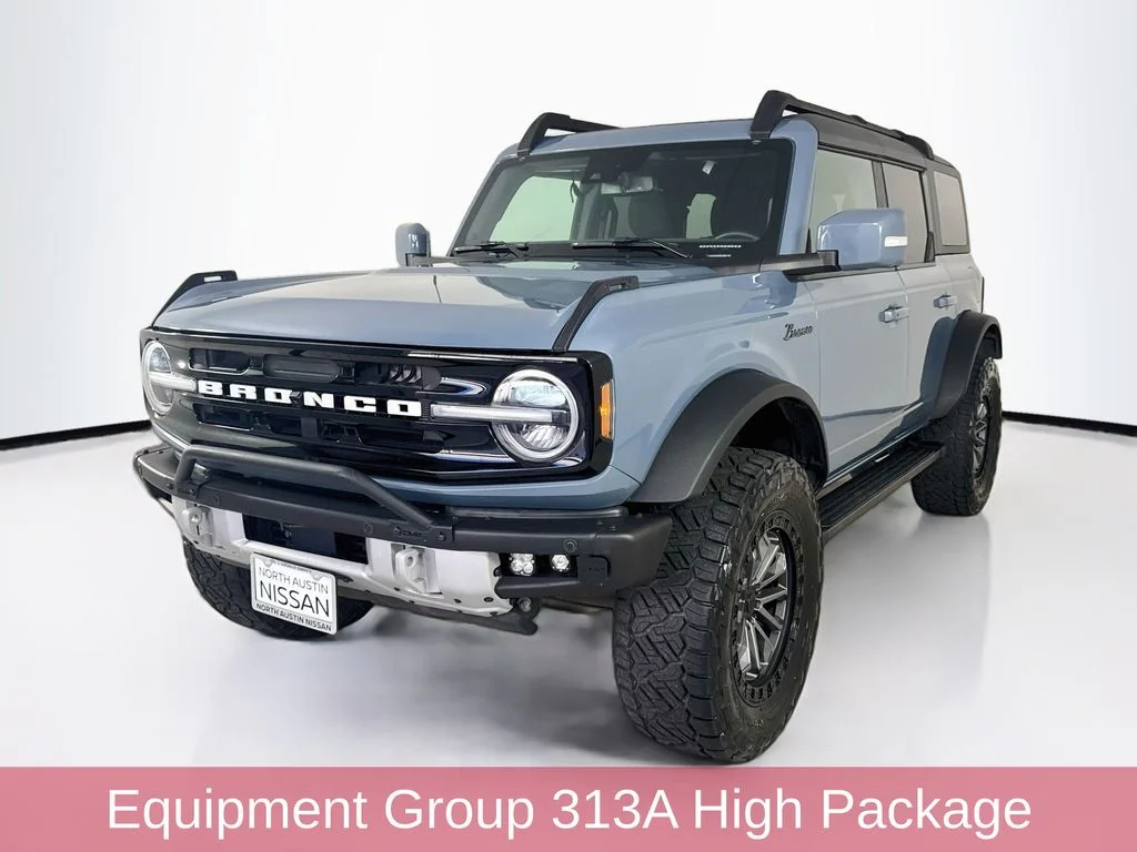 Used 2023 Gray Ford Outer Banks image 3