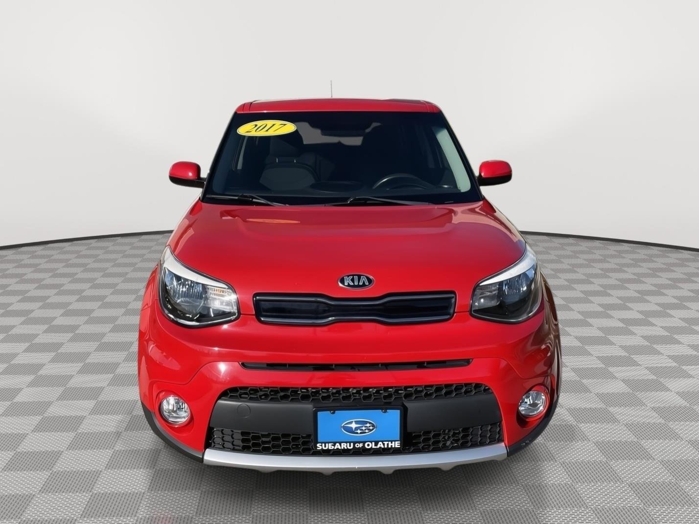 Used 2017 Inferno Red Kia + image 9