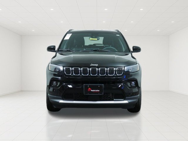Used 2023 Jeep Compass Limited with VIN 3C4NJDCN5PT559932 for sale in Shakopee, Minnesota