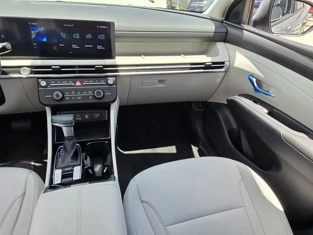 New 2026 White Hyundai SE image 9