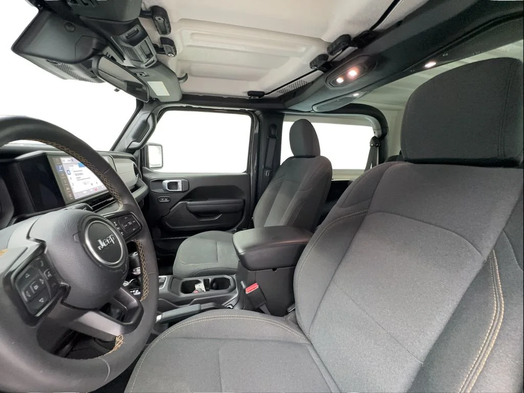 Used 2024 Gray Jeep Sport S image 17