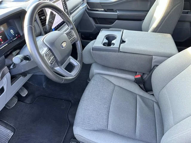 Used 2024  Ford XLT image 25