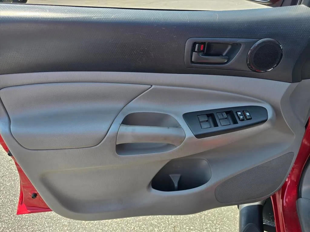 Used 2015 Red Toyota PreRunner image 9