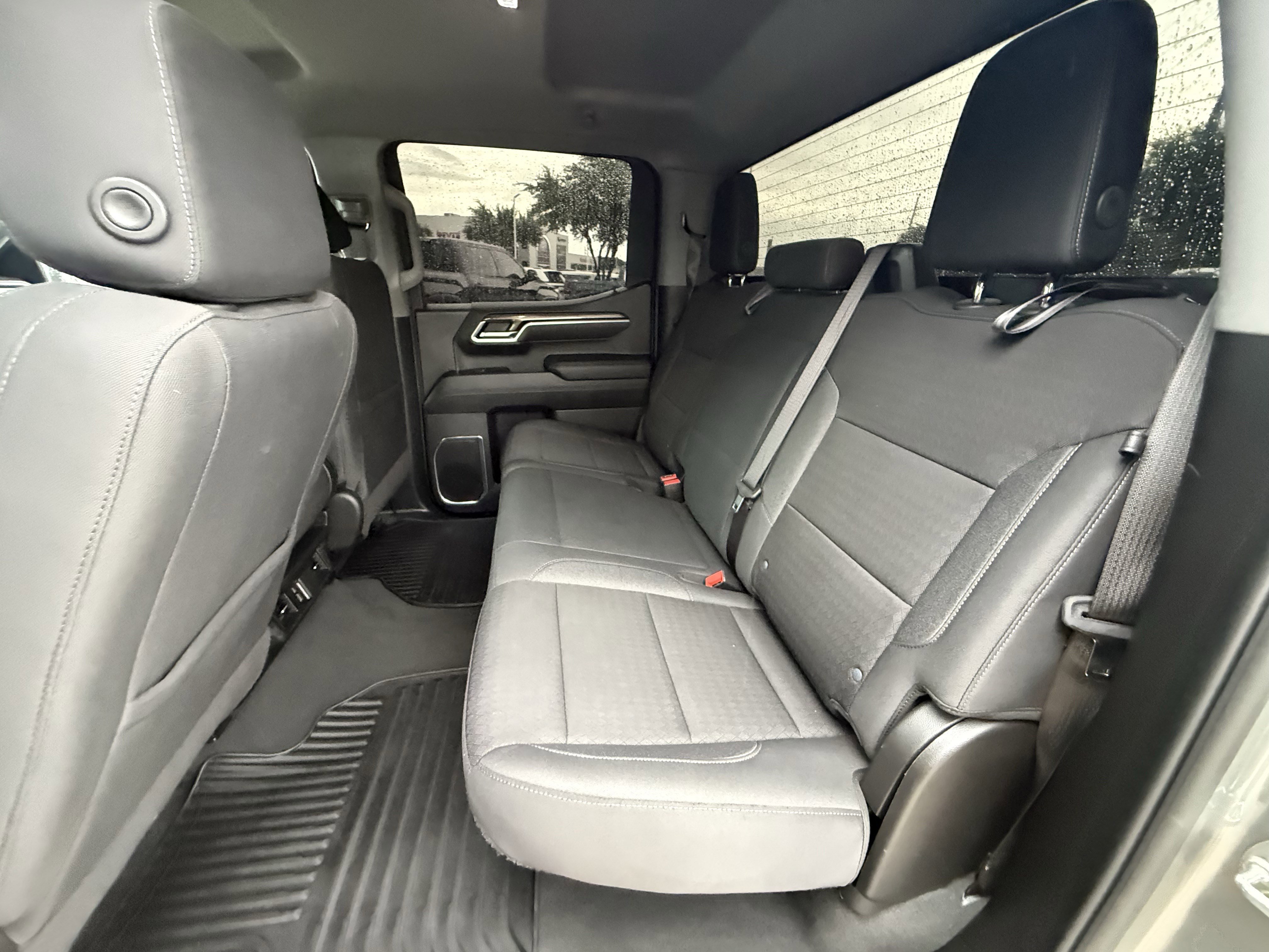 Used 2025 Sterling Gray Metallic Chevrolet  image 27