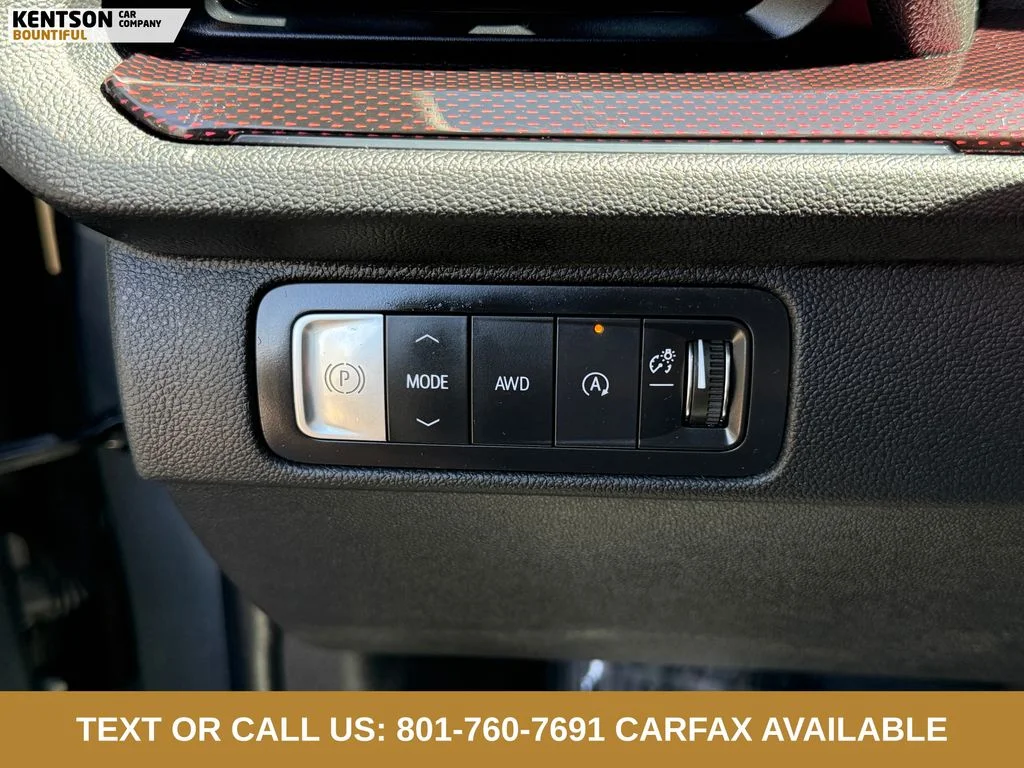 Used 2025 Gray Chevrolet Z71 image 18