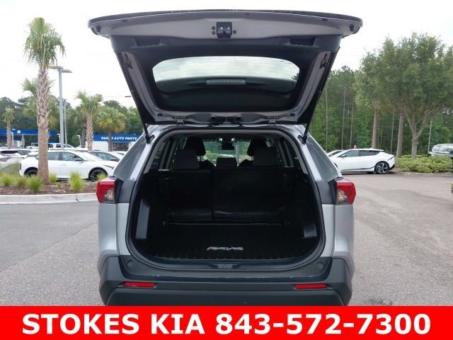 Used 2021 Silver Toyota XLE image 26