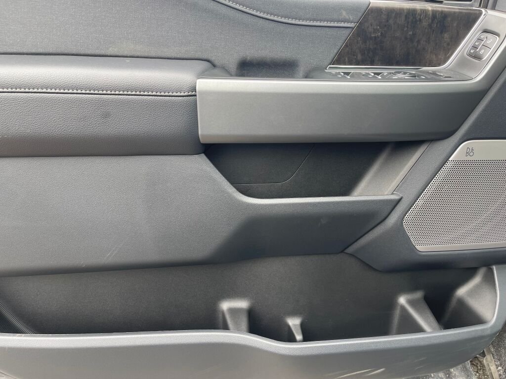 New 2026 Carbonized Gray Metallic Ford LARIAT image 7