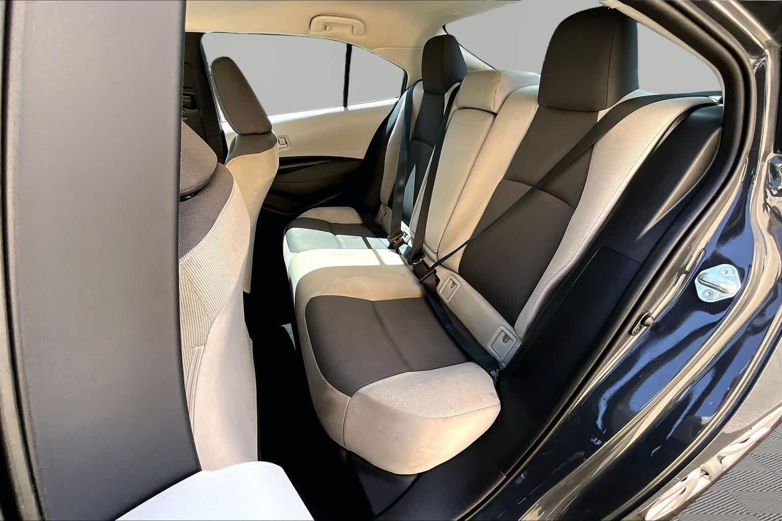 Used 2024 Underground Toyota LE image 21