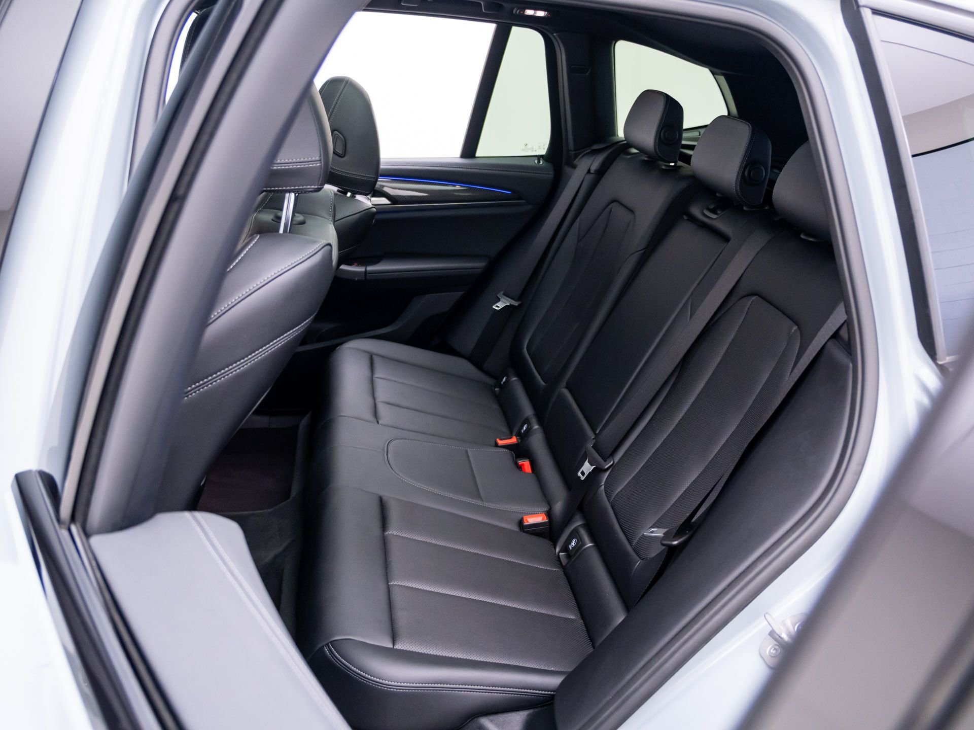 Used 2024 Brooklyn Grey Metallic BMW M40i image 17