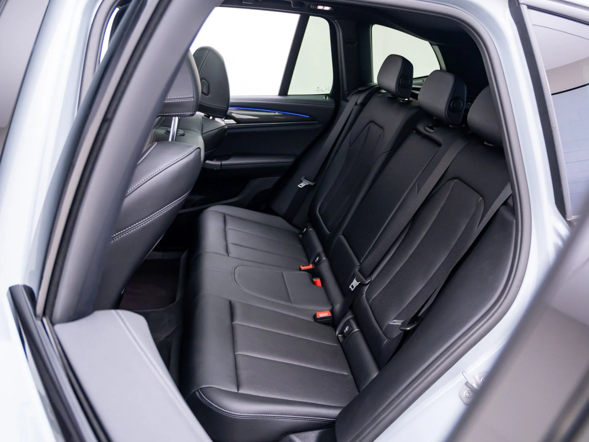 Used 2024 Gray BMW M40i image 17