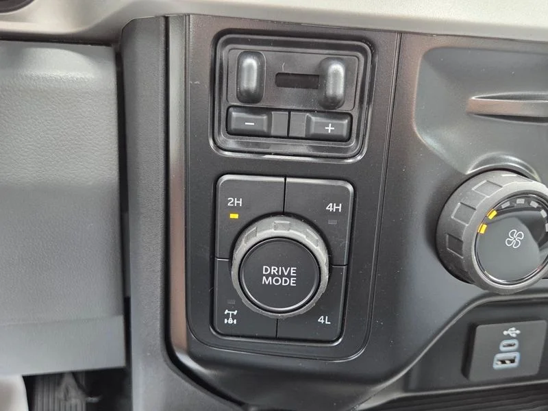 New 2026 Agate Black Metallic Ford F-250® XL image 33