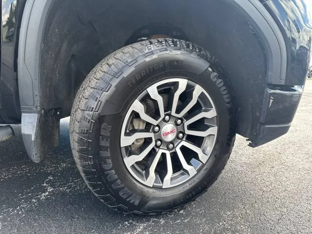2023 GMC Sierra 1500 AT4 - Photo 9