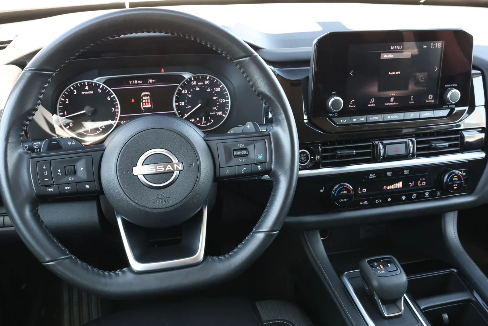 Used 2024 White Nissan SV image 17