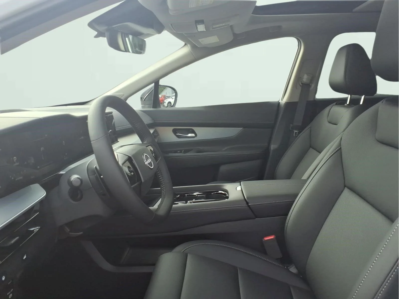 New 2026 Everest White Pearl TriCoat Nissan SL image 5