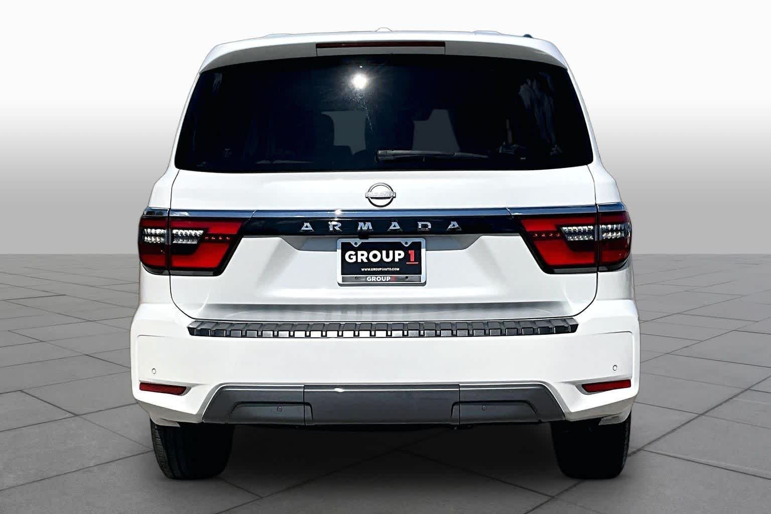 Certified Used 2023 Aspen White Tricoat Nissan SV image 5