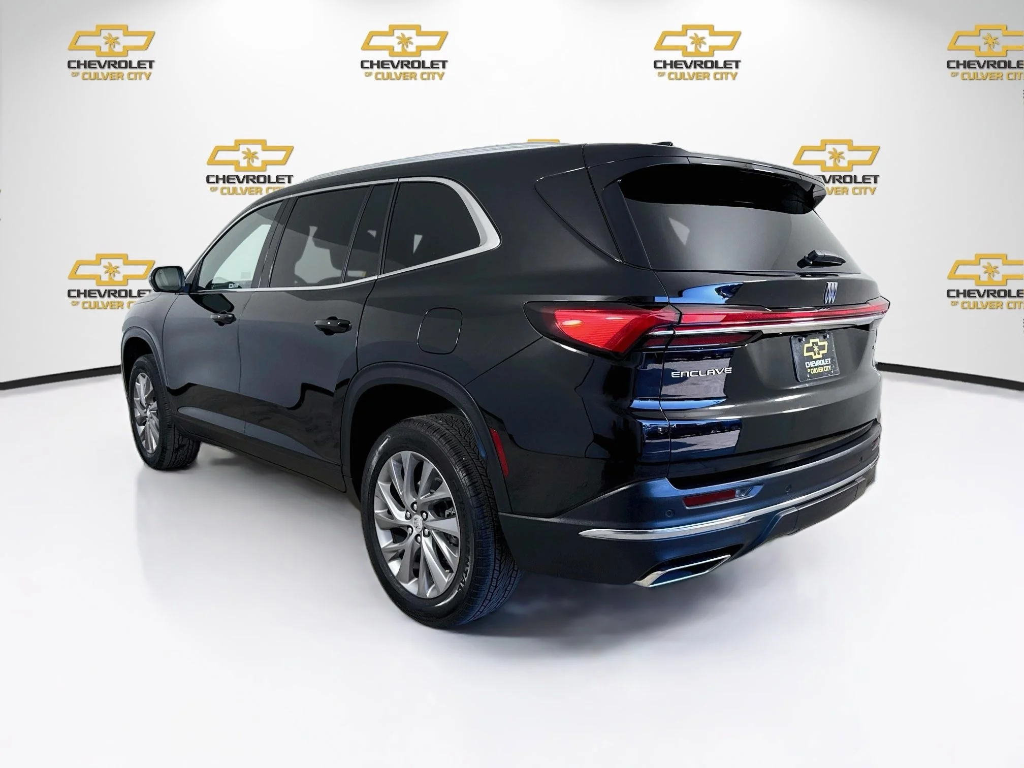 Used 2025 Ebony Twilight Metallic Buick Preferred image 6