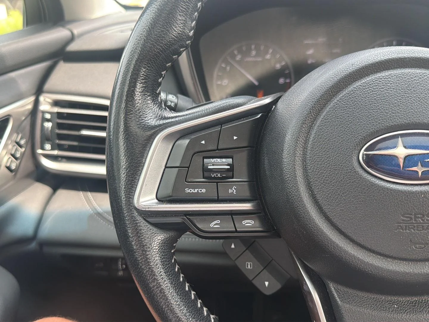 Used 2021 Magnetite Gray Metallic Subaru Limited image 14