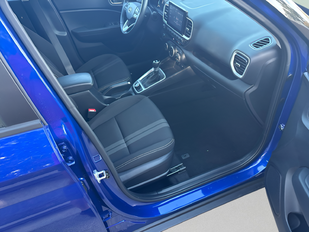Used 2025 Blue Hyundai SEL image 12