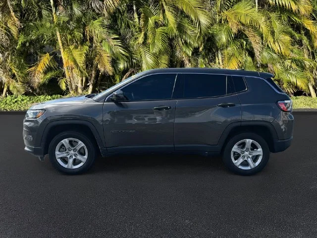 Used 2023 Gray Jeep Sport image 8