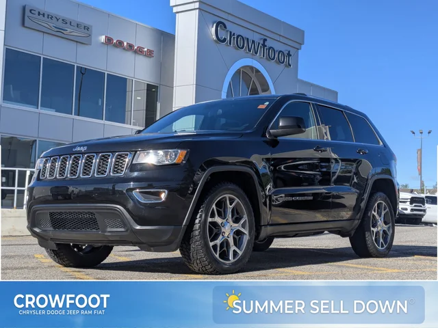 2018 Jeep Grand Cherokee Laredo - - 3.6L Pentastar V6 - Quadra-Trac I 4x4 - Keyless Go - ParkView & ParkSense & More!