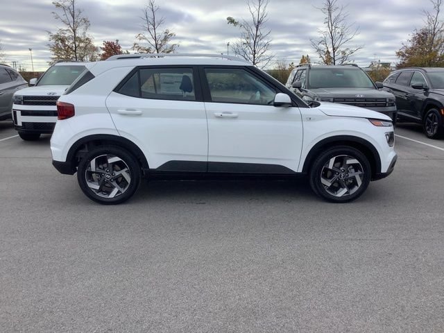 New 2026 Lunar Hyundai SEL image 5