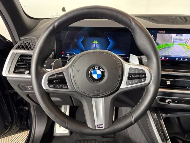 Used 2024 Black Sapphire Metallic BMW xDrive40i image 12