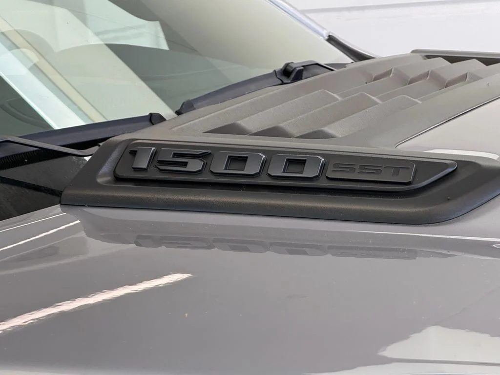 Used 2025 Billet Silver Metallic Clearcoat Ram Rebel image 8
