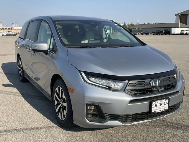 Certified Used 2026 Solar Silver Metallic Honda EX-L image 46