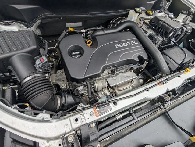 Used 2019 Silver Chevrolet LT image 23