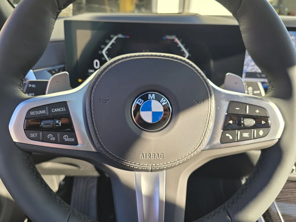 Used 2026 Black BMW sDrive40i image 21