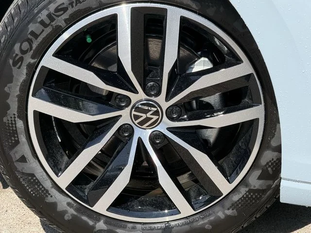 New 2026 Gray Volkswagen 1.5T SE image 7
