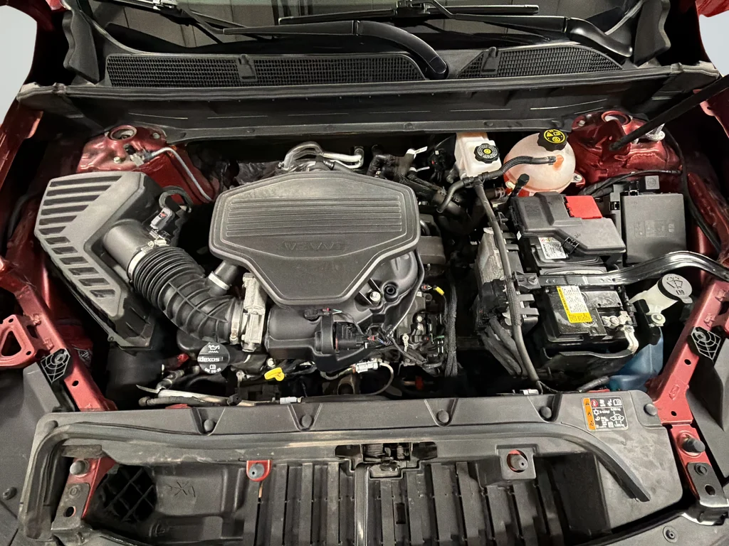 Used 2023 Red GMC AT4 image 20