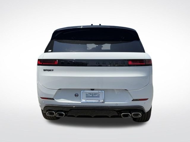 New 2026 Fuji White Land Rover Dynamic SE image 6